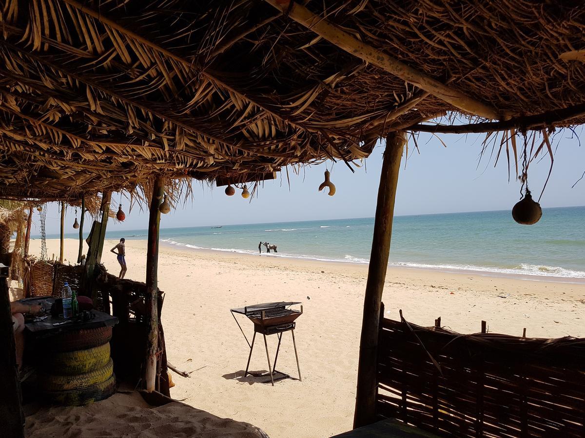 Apartamento Le Dolmen de Mbour M'Bour Exterior foto